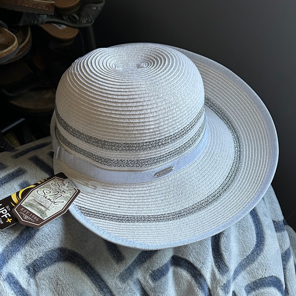 NWT White and Silver Sun Hat